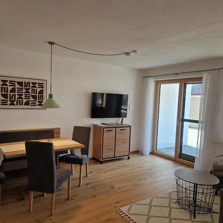 Apartment Ebenerdige Beim Schmölz Hopferau